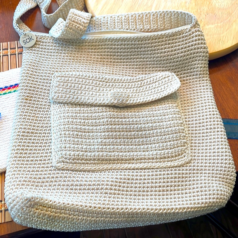 The Sak Crochet Shoulder Bag / crossbody bag. Cream. In great used condition.